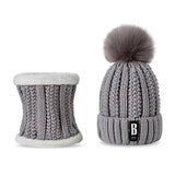 Thompson Luxury "Petra" Mütze mit Rundschal